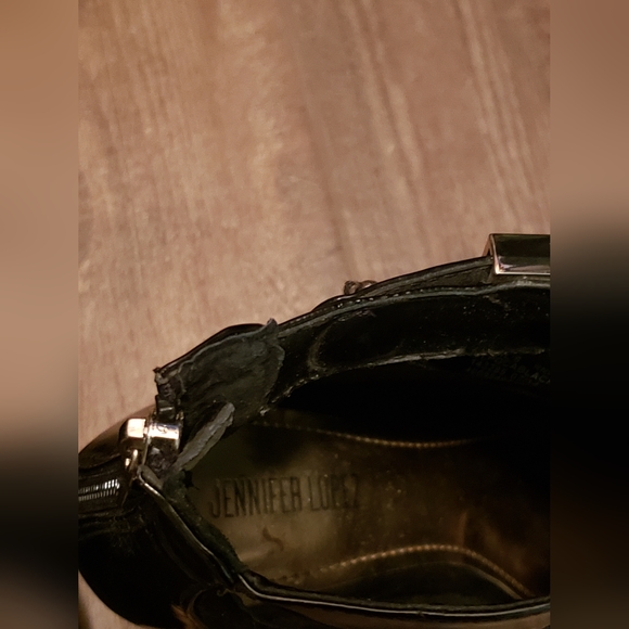 Jennifer Lopez shoes - Picture 3 of 4